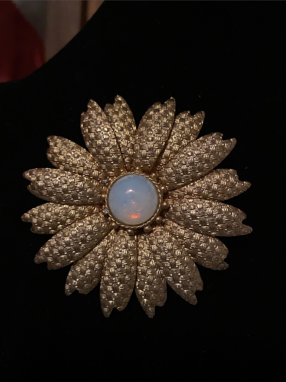 VTG Gold Flower Statement Brooch with Cream Cabochon